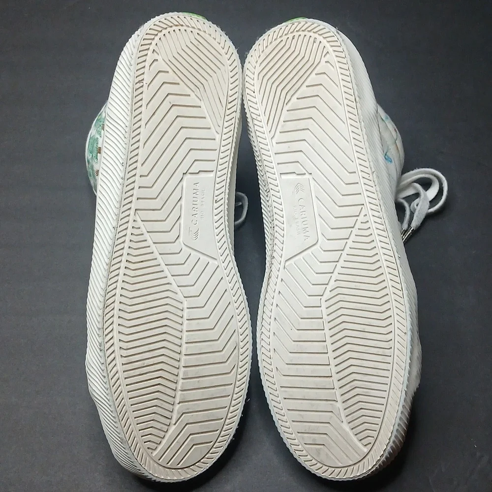 Cariuma OCA‎ High Sneakers Mens 11 White Christmas Tacos Holiday Canvas High Top